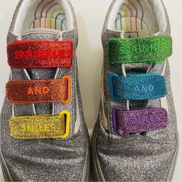Vans Flour Shop x Old school V “silver rainbow” in Metallic - Picture 10 of 13